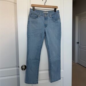 Levi’s Women Straight Light Blue Jeans 10